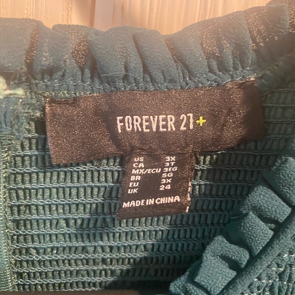 Forever 21 Emerald Green Dress - Picture 4 of 5